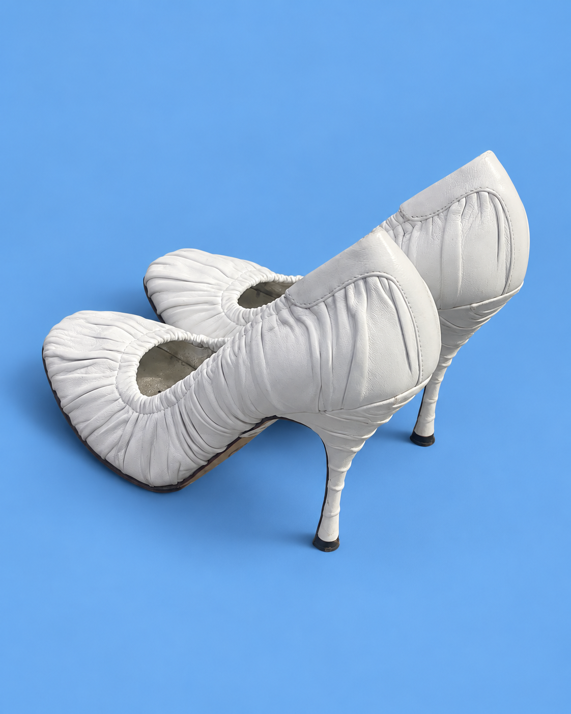 DOLCE & GABBANA White Ruched Leather Pumps
