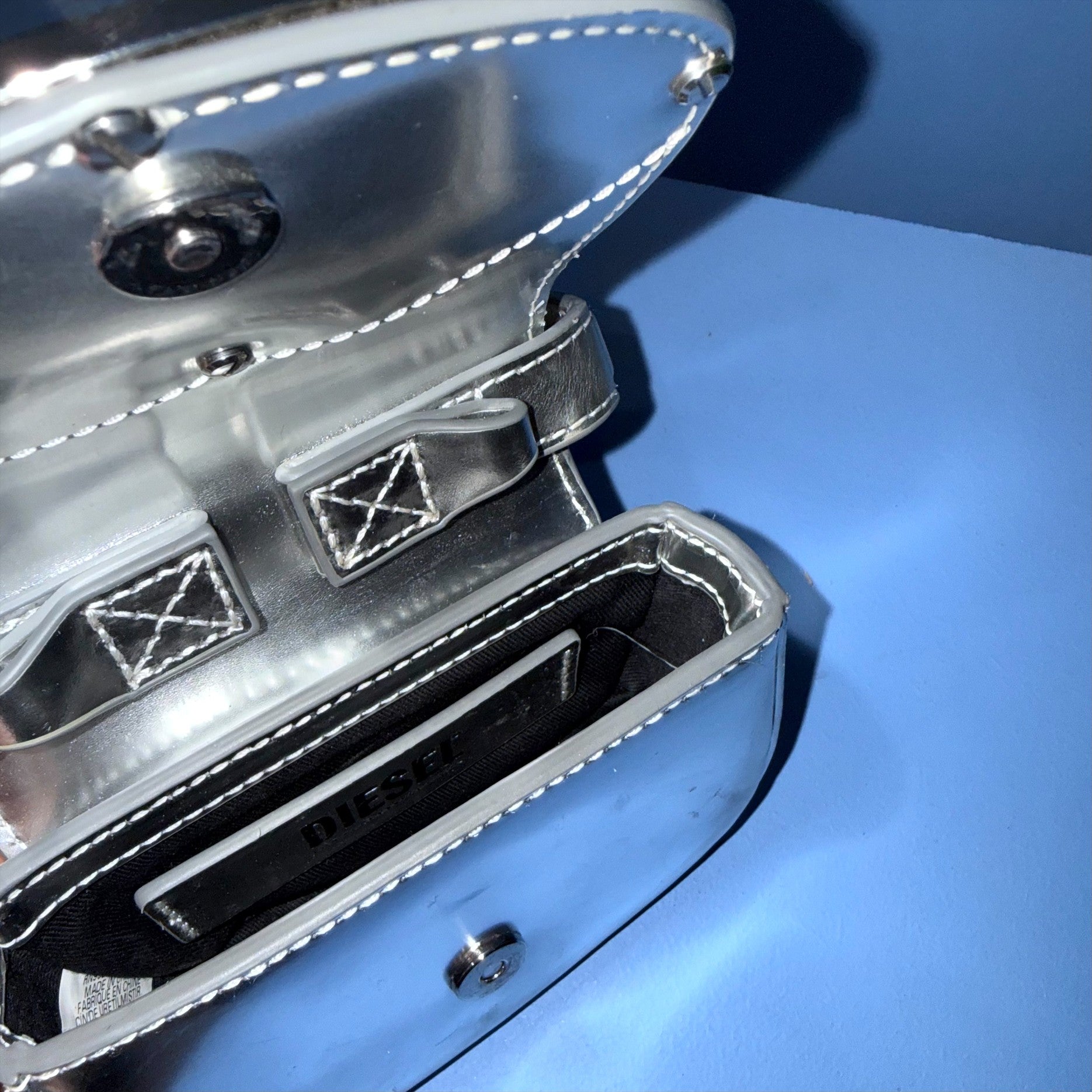 DIESEL 1DR MINI BAG SILVER
