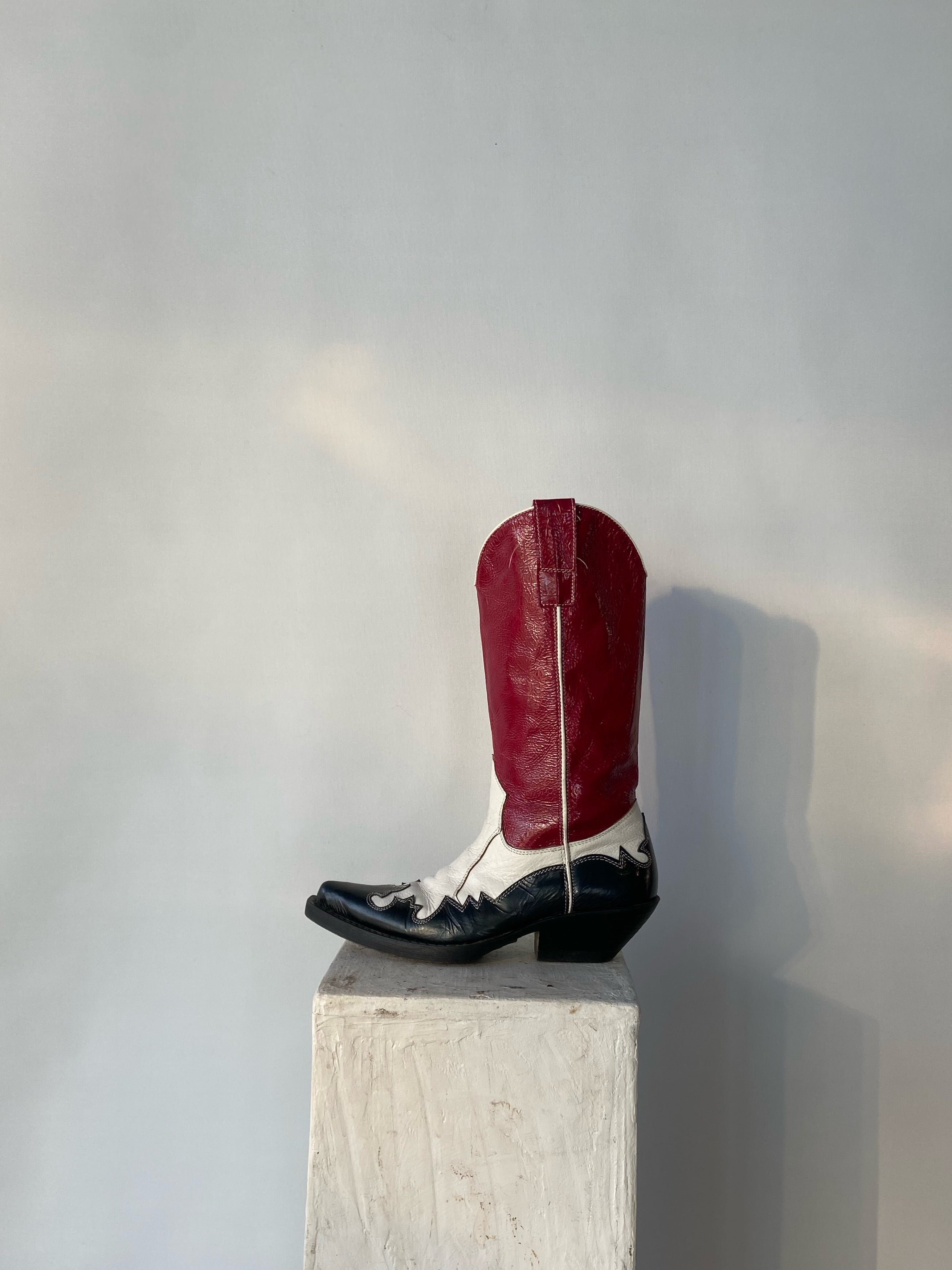 Vintage Western Cowboy Boots in Black, White & Red – Size EU 36
