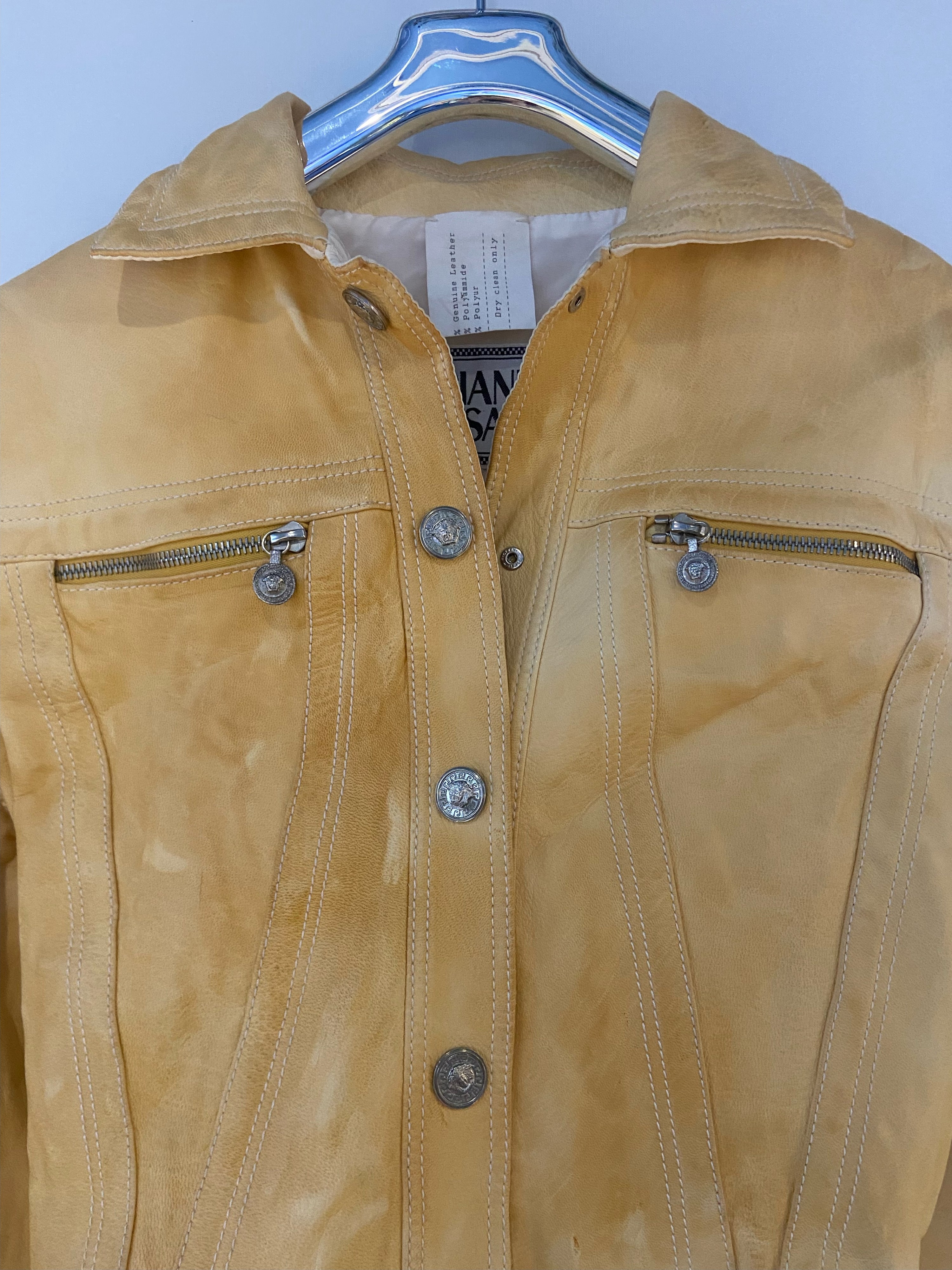 Gianni Versace Vintage Cropped Yellow Leather Jacket with Medusa Buttons – Early 90s